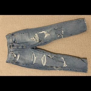 American Eagle Highest Rise Mom Jean, Ripped
Size 0 X-Short, Light Blue Wash